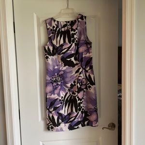 Connected dress. Excellent condition.